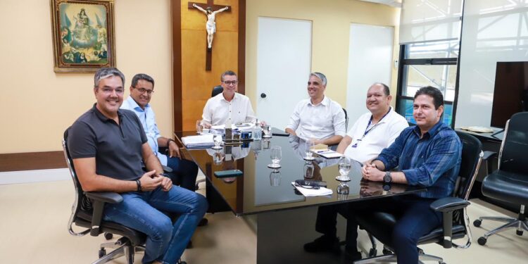 Fábio alinha etapas para reforma da Casa da Cultura Sílvio Romero, em Lagarto