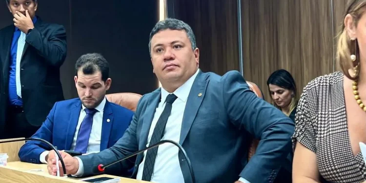 Aprovado PL de Kaká Santos que cria campanha contra assédio e violência sexual nos estádios e arenas desportivas