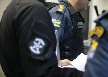 Ação conjunta prende investigado por tentativa de homicídio contra mulher e filhos em Porto da Folha