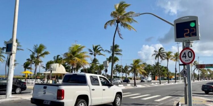 Em 15 dias, 6,3 mil veículos passaram pelos novos radares acima da velocidade permitida