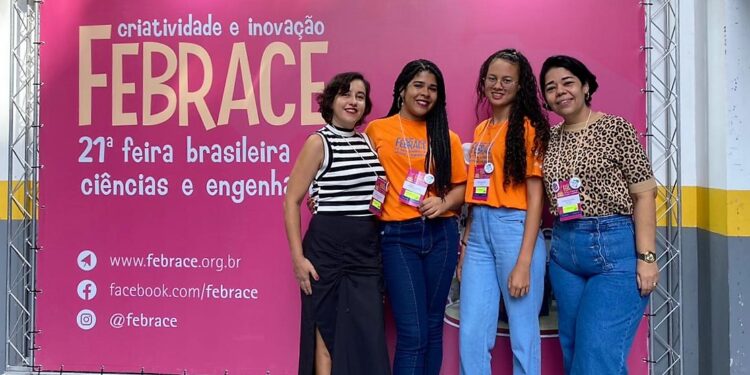 Projetos de escolas estaduais são apresentados na Feira Brasileira de Ciências e Engenharia
