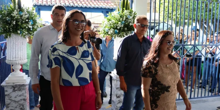 Prefeitura de Aparecida entrega Escola Municipal  reformada e revitalizada