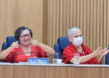 Professora Ângela Melo parabeniza decisão da UFS em conceder título de Doutora Honoris Causa à professora e ex-deputada Ana Lúcia