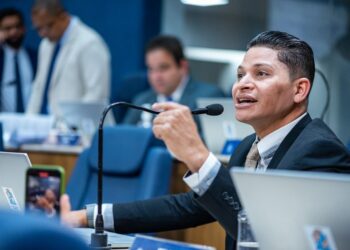 Soneca vibra com projeto que institui escolas públicas em tempo integral