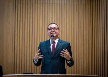 De autoria de Eduardo Lima, PL que cria Semana de Conscientização contra a Erotização Infantil é aprovado em 1° discussão