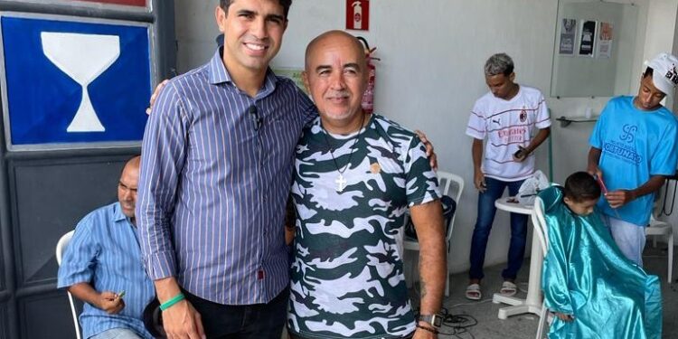 Vereador Pastor Diego leva o ‘Servindo no seu bairro’ para o Soledade