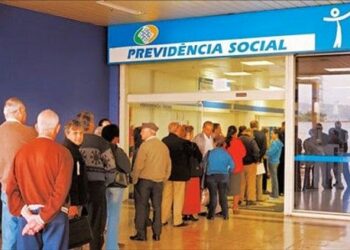 INSS diz que mutirões para reduzir fila devem começar em março