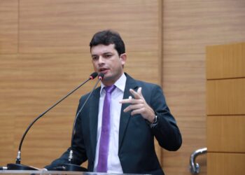 Deputado Paulo Jr. protocola Indicação sobre antecipação de matrículas