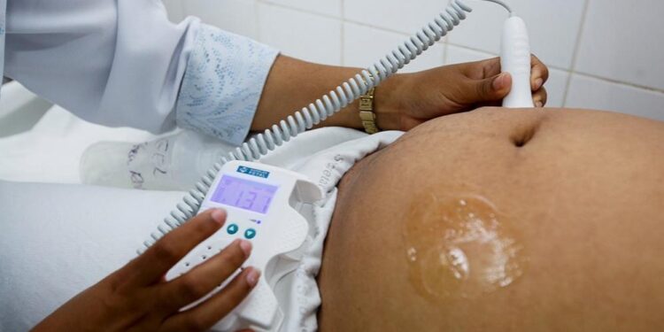Prefeitura de Aracaju assiste e orienta gestantes e puérperas com serviços específicos