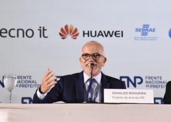 Prefeito Edvaldo abre a 84ª Reunião Geral da Frente Nacional de Prefeitos