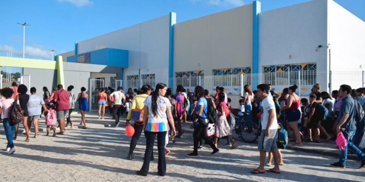 Dia da Escola: Semed celebra integração de cinco novas escolas à rede municipal