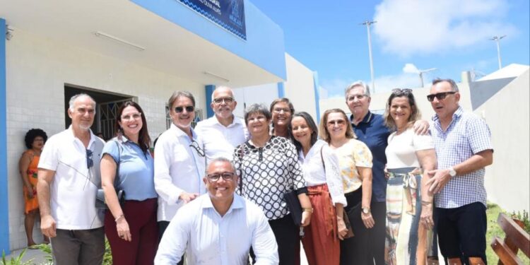 Prefeito Edvaldo inaugura as primeiras escolas municipais de tempo integral de Aracaju