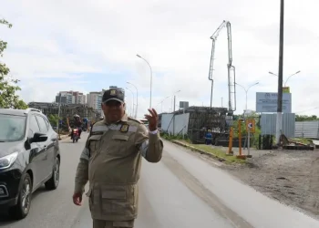 Trânsito na ponte sobre o rio Poxim ficará em meia pista nesta quarta, 15