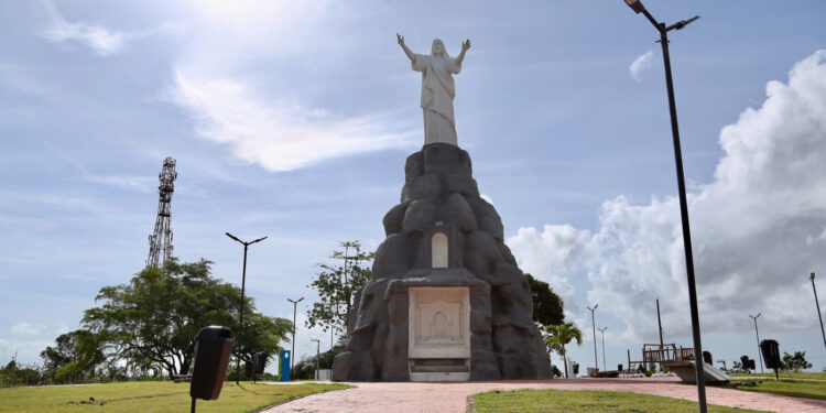 Prefeitura de São Cristóvão entrega obra de requalificação do Mirante do Cristo Redentor na próxima sexta-feira (03)
