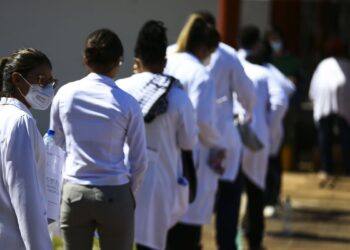 Saúde amplia para seis mil número de vagas do Mais Médicos