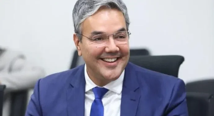 Sérgio Reis é diplomado deputado estadual na Assembleia Legislativa