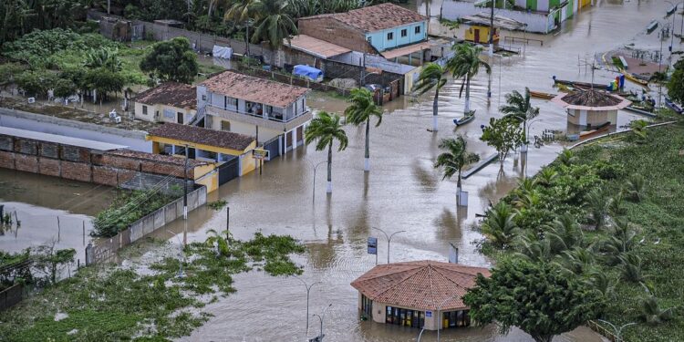 Falta de pessoal e de verba é desafio para defesas civis municipais