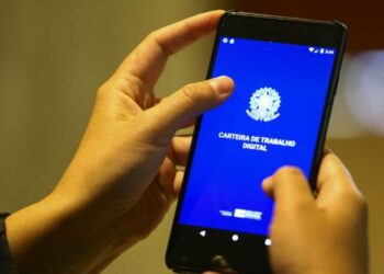 Caged registra criação de 241,7 mil postos de trabalho em fevereiro
