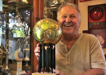 Zico, a alegria da Gávea, completa 70 anos