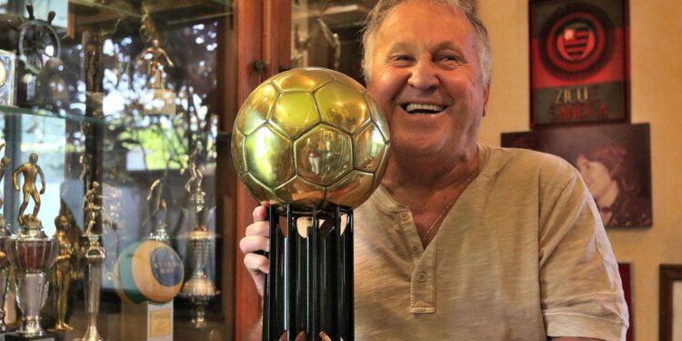 Zico, a alegria da Gávea, completa 70 anos