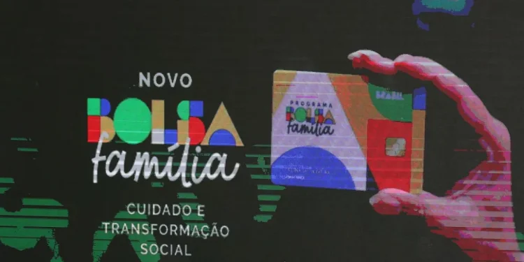Caixa Econômica paga novo Bolsa Família a beneficiários com NIS de final 7