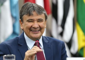 Ministro anuncia R$ 400 milhões para busca ativa do CadÚnico