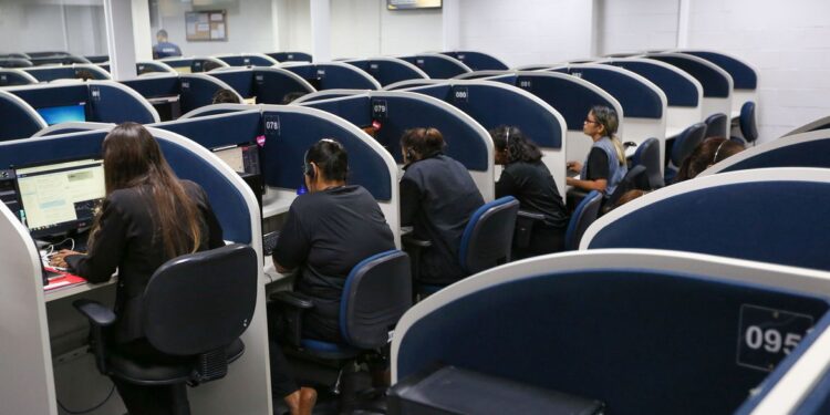 No WhatsApp, Disque 100 vai receber denúncia de ataque a escolas