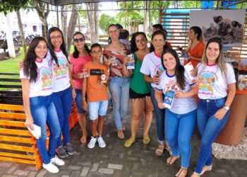 21 anos do Centro de Controle de Zoonoses: Prefeitura realiza ação na Praça Filomeno Hora