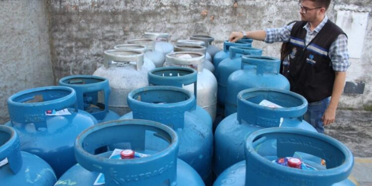 Em nova pesquisa, Procon Aracaju aponta variação de preços do gás de cozinha