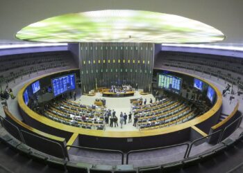 Criação de CPI das Americanas avança na Câmara