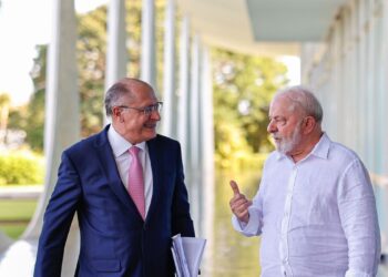 Viagem de Lula à China é confirmada para 11 de abril