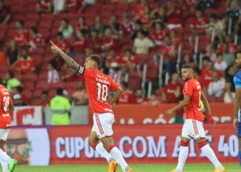 Alan Patrick leva Internacional à vitória na Copa do Brasil