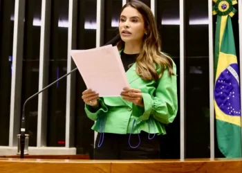 Aprovado urgência na tramitação do Projeto de Yandra sobre TEA