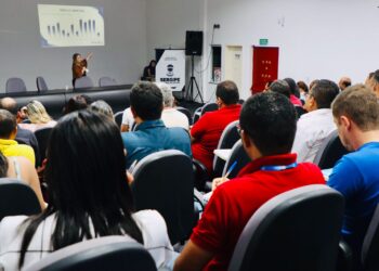 Lacen e Vigilância Sanitária Estadual orientam municípios sobre qualidade da água