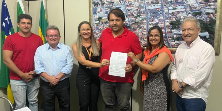 Senac/SE assina contrato com Prefeitura de Itabaianinha para ofertar curso de Estilista de Moda