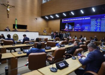 Votação de projetos do Executivo prossegue essa semana