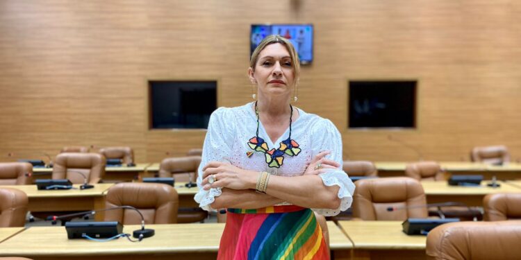 Deputada Linda Brasil recebe denúncias de estudantes e trabalhadoras/res da UFS relacionadas a situações de assédio