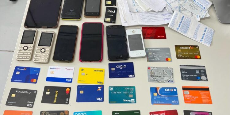 Polícia Civil cumpre mandados de busca em investigação de estelionato contra lotérica em Amparo de São Francisco