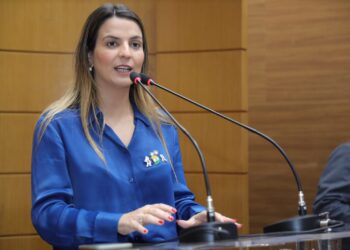 Deputada destaca a campanha da vacinação contra influenza