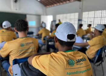 Jovens iniciam curso de Aprendizagem Rural na fruticultura em Itaporanga d’Ajuda