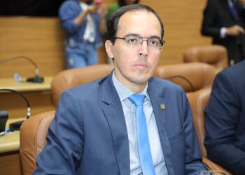 Georgeo pede que Governo inclua valorização do funcionalismo público na LDO