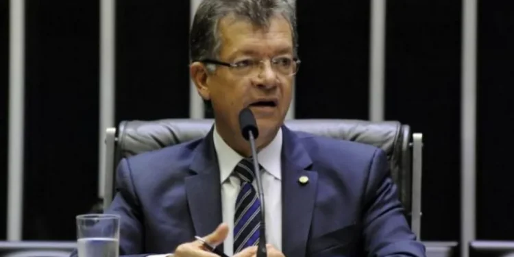 PL de Láercio Oliveira que estabelece medidas contra desperdício de água vira lei