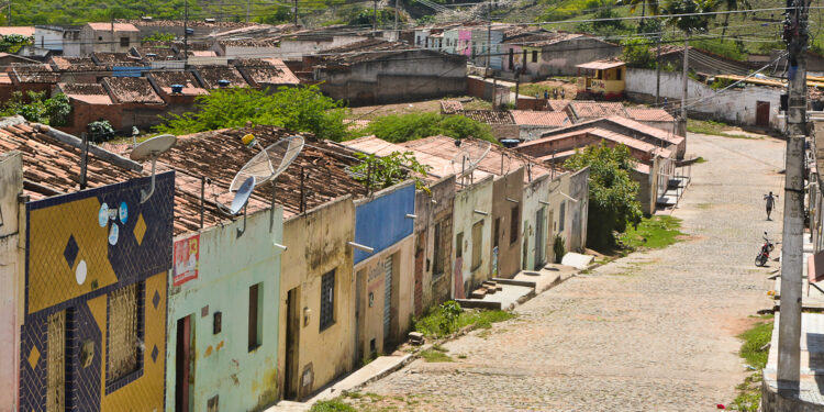 Moradores de Porto da Folha comemoram obra autorizada pelo Governo do Estado