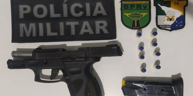 Polícia Militar prende homem por porte ilegal de arma de fogo em Ribeirópolis