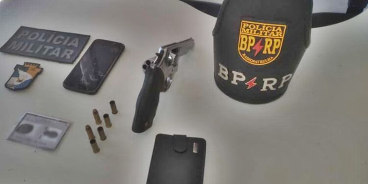Polícia Militar apreende arma de fogo em Nossa Senhora do Socorro