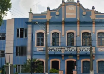 Servidores protestam contra desvalorização da Prefeitura de Estância