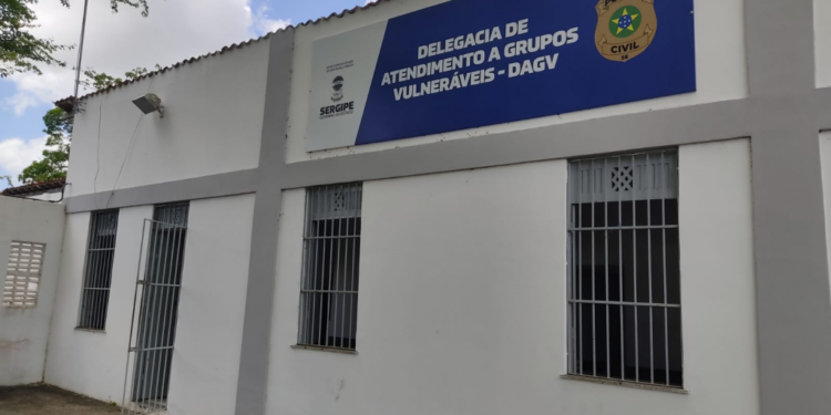 Polícia Civil prende investigado por descumprir medida protetiva em Estância