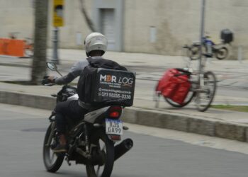 Caged registra criação de 195,2 mil postos de trabalho em março