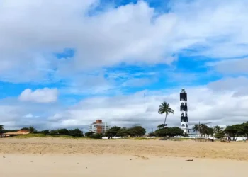 Praias do litoral sergipano estão em condições de receber os banhistas