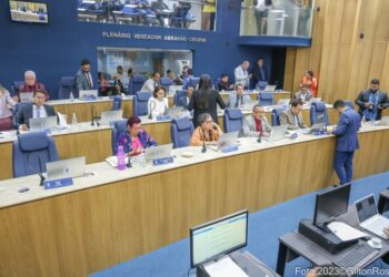 Câmara aprova criação do programa “Transporte Social Especial” para crianças com autismo e síndrome de down